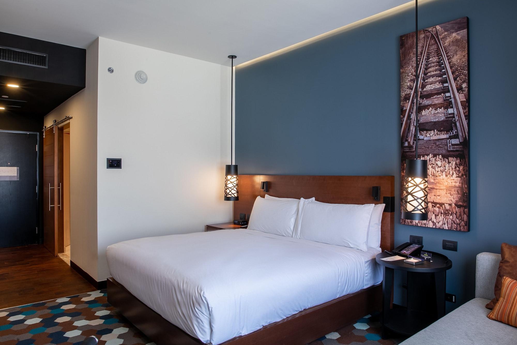 Doubletree By Hilton Celaya Celaya  Kültér fotó