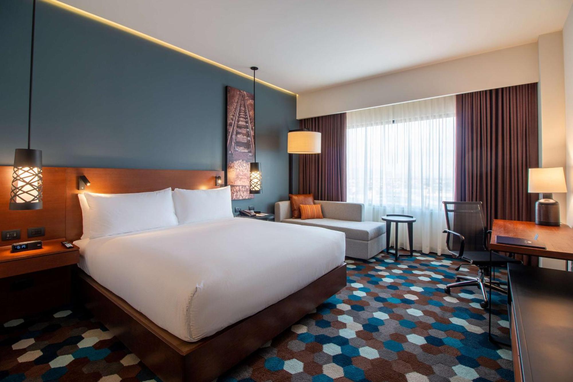 Doubletree By Hilton Celaya Celaya  Kültér fotó