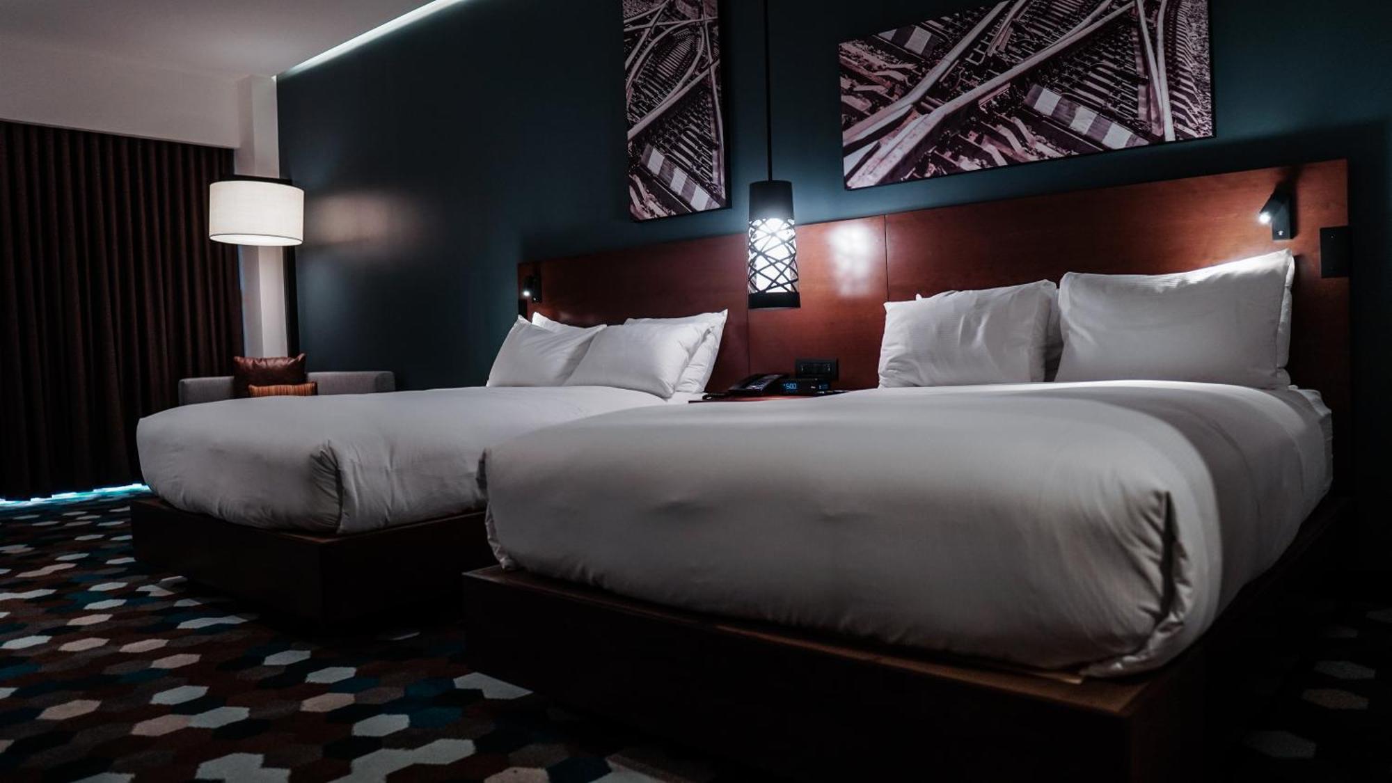Doubletree By Hilton Celaya Celaya  Kültér fotó